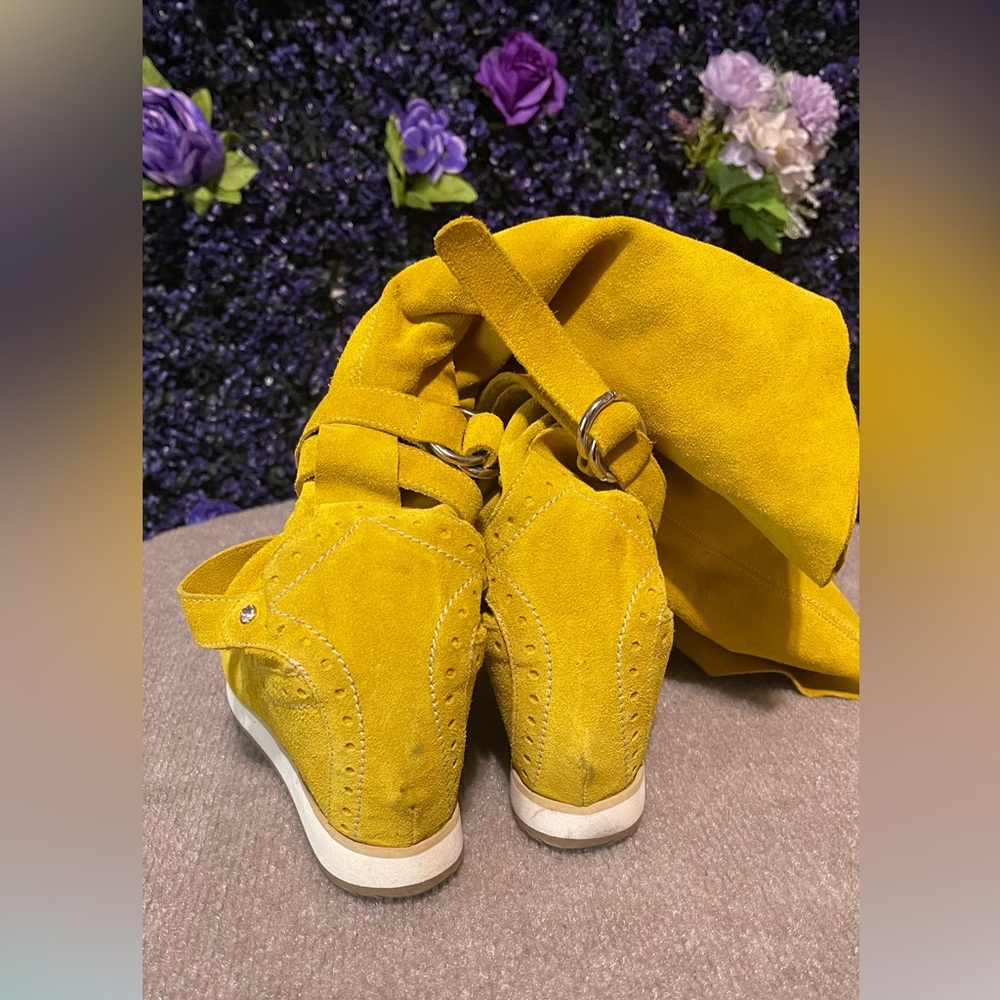 Modern Vice boot SZ 10. Per-owned, Excellent condition